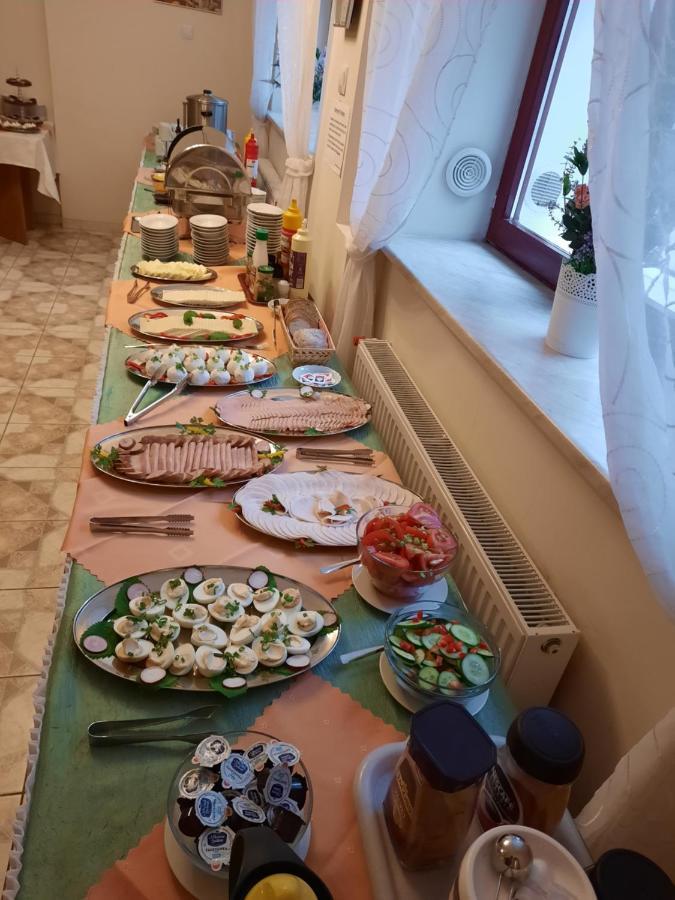 Osrodek Wypoczynkowy Buenos Aires Bed & Breakfast Kudowa Zdroj Exterior photo