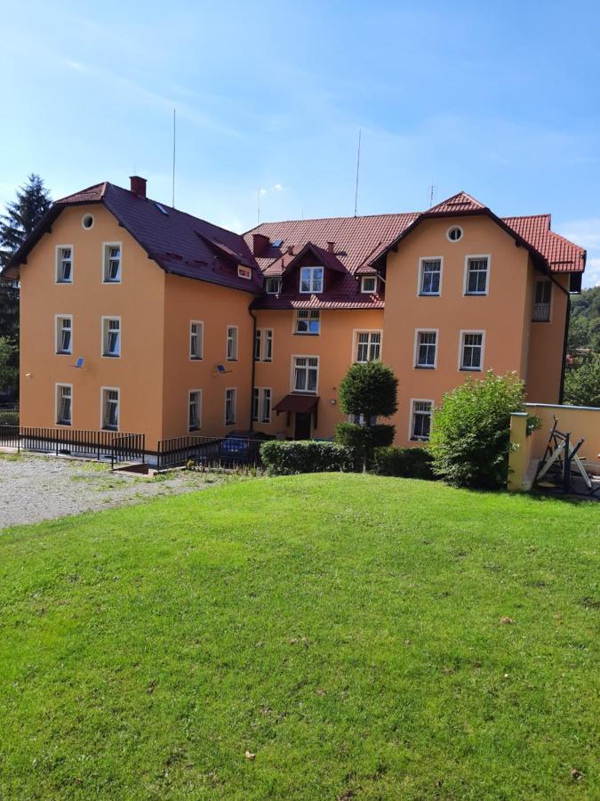 Osrodek Wypoczynkowy Buenos Aires Bed & Breakfast Kudowa Zdroj Exterior photo