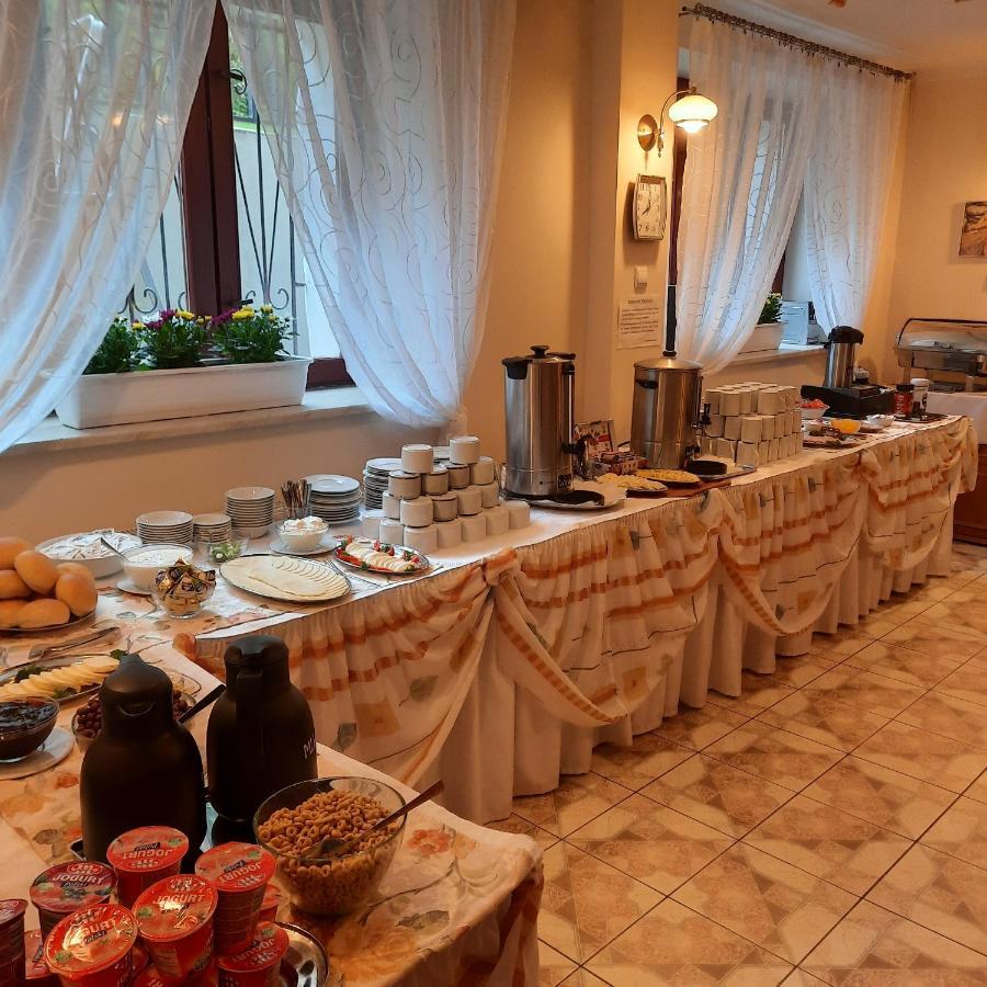 Osrodek Wypoczynkowy Buenos Aires Bed & Breakfast Kudowa Zdroj Exterior photo