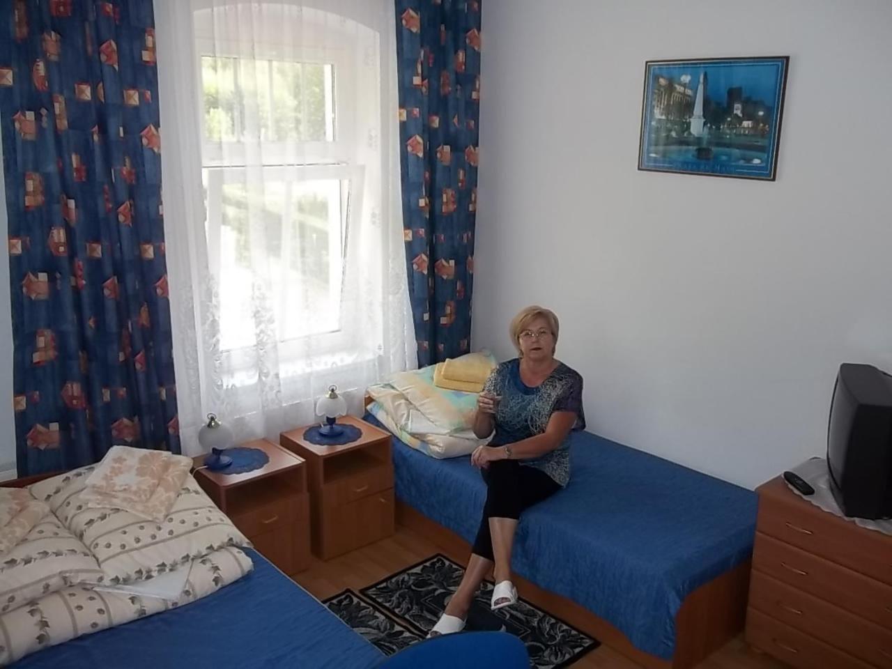 Osrodek Wypoczynkowy Buenos Aires Bed & Breakfast Kudowa Zdroj Exterior photo