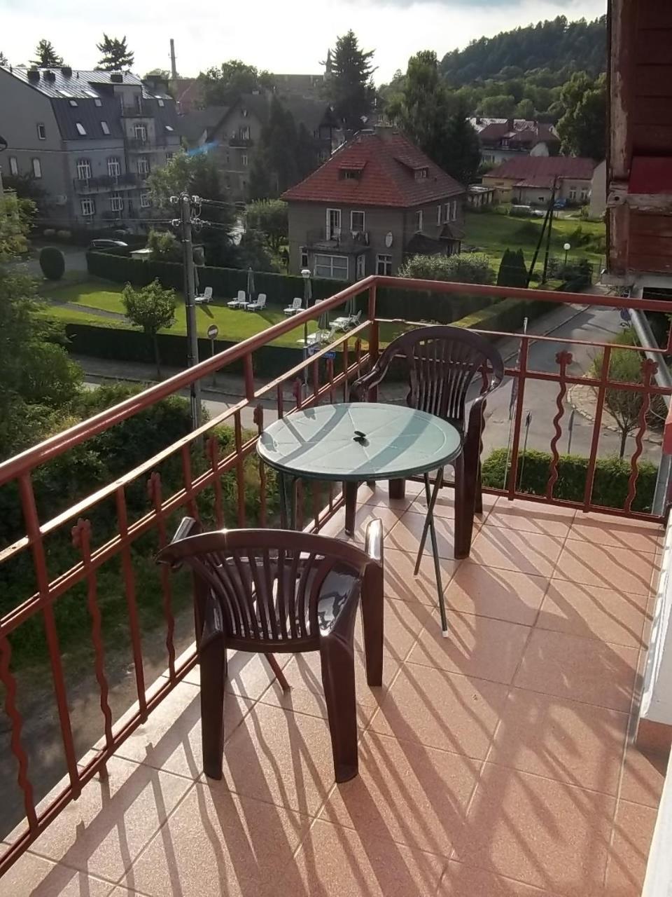 Osrodek Wypoczynkowy Buenos Aires Bed & Breakfast Kudowa Zdroj Exterior photo