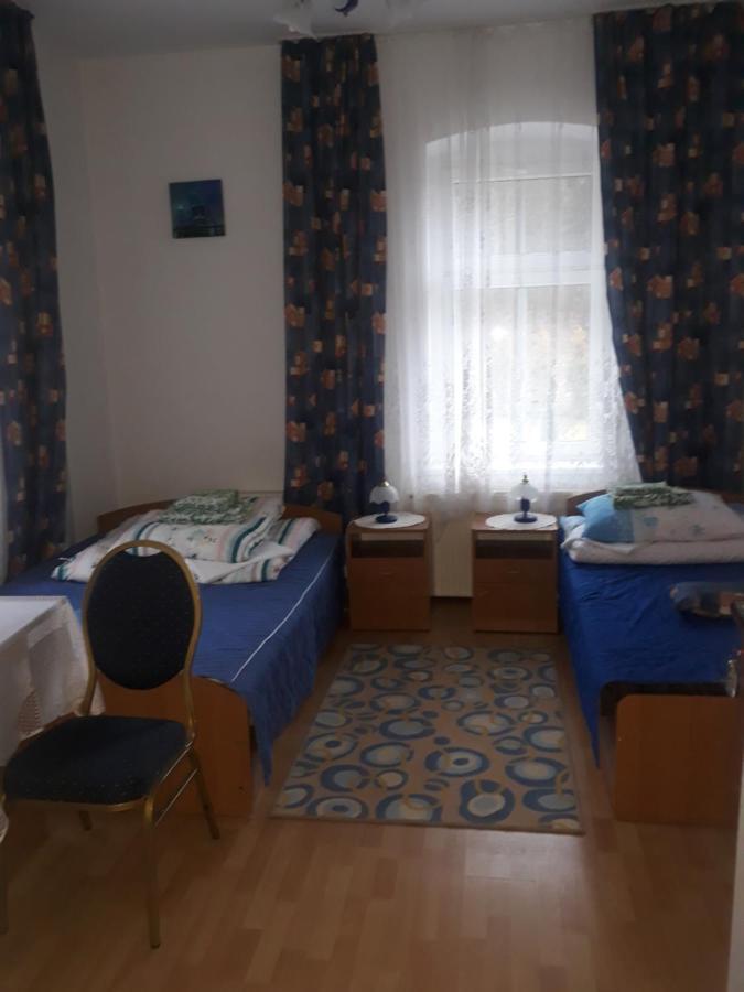 Osrodek Wypoczynkowy Buenos Aires Bed & Breakfast Kudowa Zdroj Exterior photo
